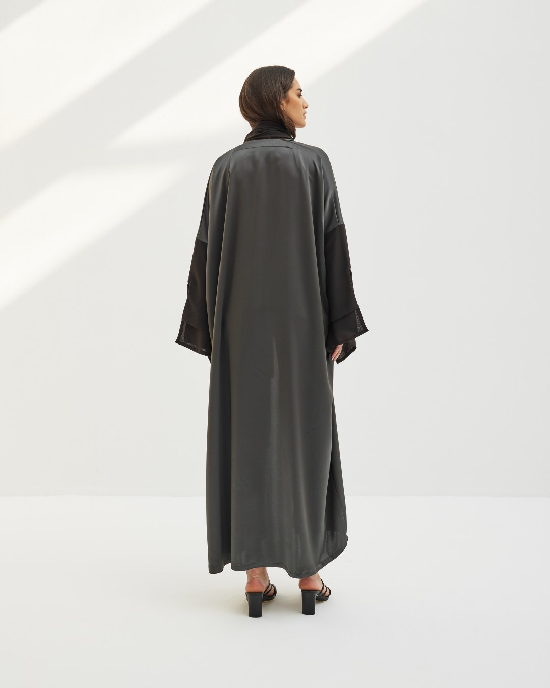 Teal Green Silk Cough Abaya - Image 4
